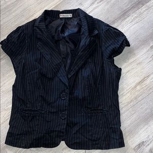 Cute pinstriped vest, size large